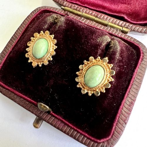 VINTAGE 9CT GOLD OVAL GREEN CABOCHON STUD EARRINGS - ADDITIONAL PHOTO 1