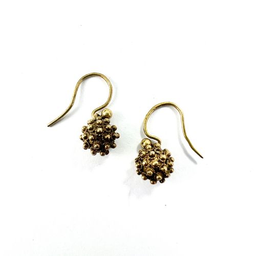 TINY VICTORIAN CANNETILLE BALL EARRINGS IN 9CT GOLD - ADDITIONAL PHOTO 3
