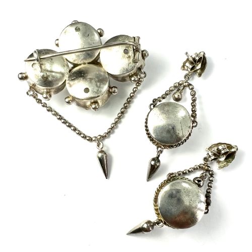 ANTIQUE FOILED PASTE SILVER DEMI PARURE EARRINGS AND BROOCH - ADDITIONAL PHOTO 2
