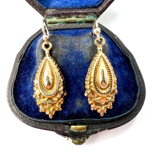 victorian 9ct gold ornate etruscan style drop earrings - CATEGORY: ANTIQUE JEWELLERY - DATED VICTORIAN
