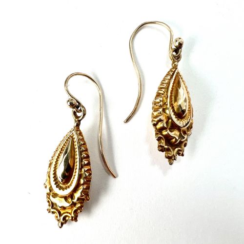 VICTORIAN 9CT GOLD ORNATE ETRUSCAN STYLE DROP EARRINGS - ADDITIONAL PHOTO 3