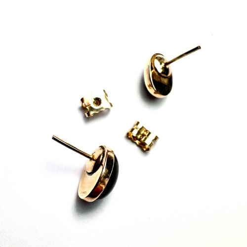 VICTORIAN 9CT GOLD GARNET CABOCHON STUD EARRINGS - ADDITIONAL PHOTO 4
