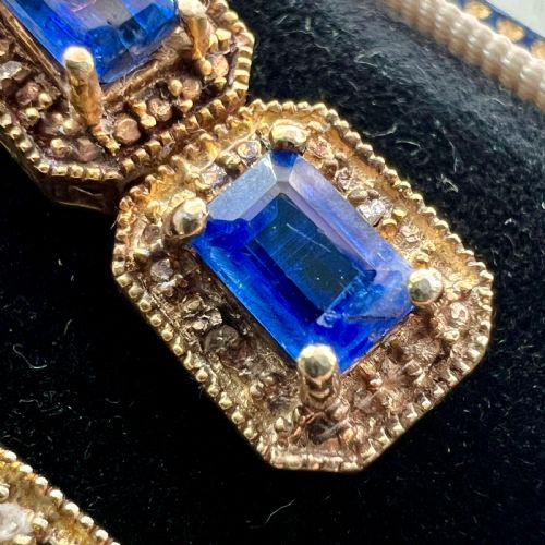 ART DECO DIAMOND AND SAPPHIRE SILVER GILT EARRINGS - ADDITIONAL PHOTO 2
