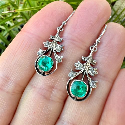 ANTIQUE AUSTRO HUNGARIAN EMERALD PASTE SILVER EARRINGS - ADDITIONAL PHOTO 5