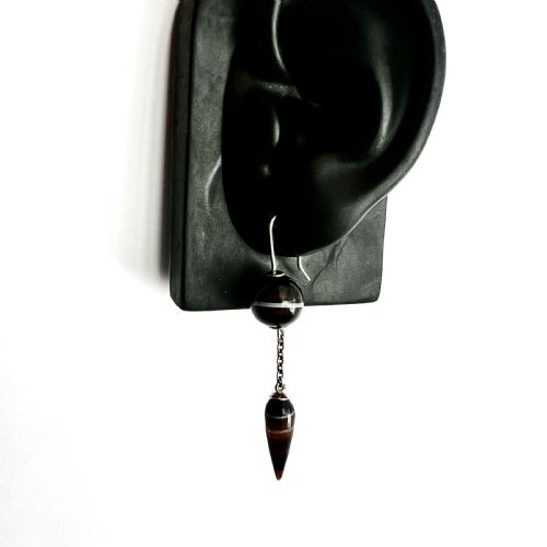 VICTORIAN SCOTTISH BANDED AGATE TORPEDO DROP SILVER EARRINGS - ADDITIONAL PHOTO 6