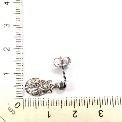 EDWARDIAN DIAMOND AND PLATINUM DROP EARRINGS - ADDITIONAL PHOTO 4