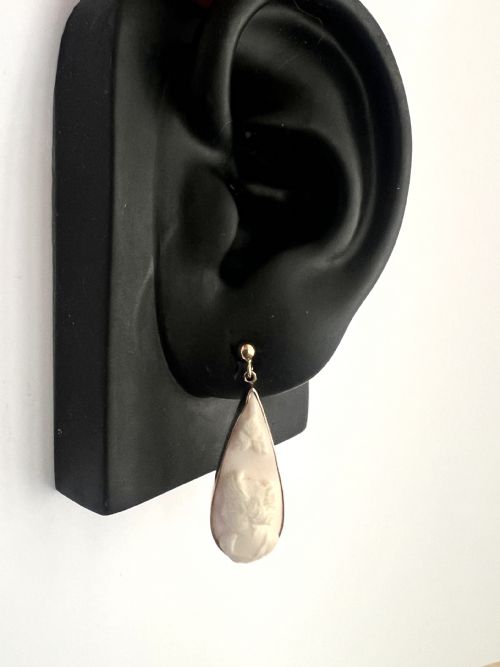 ANTIQUE 9CT GOLD CLASSICAL SHELL CAMEO TEARDROP EARRINGS - ADDITIONAL PHOTO 9