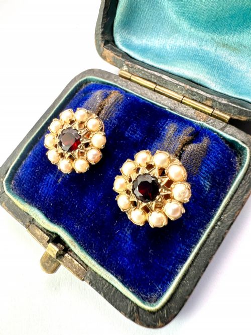 VICTORIAN GOLD GARNET PEARL CLUSTER EARRINGS - ADDITIONAL PHOTO 1