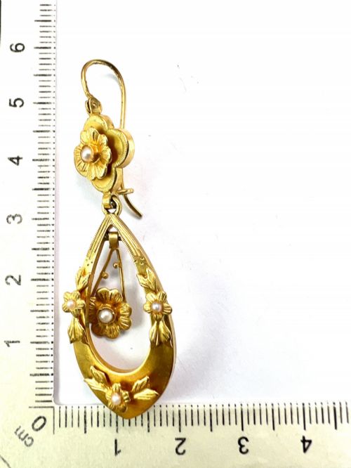 LATE VICTORIAN GOLD AND PEARL FLOWER EARRINGS - ADDITIONAL PHOTO 6