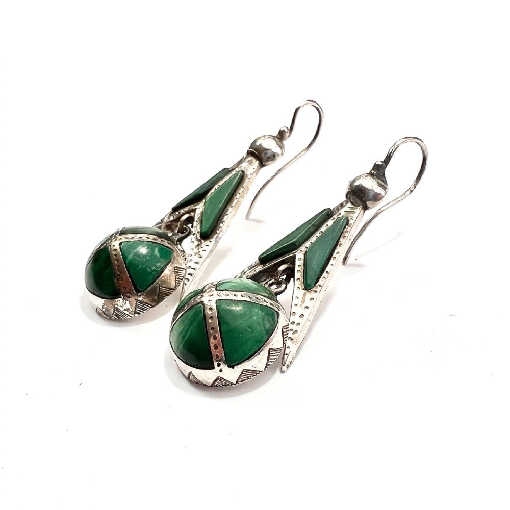 A Victorian Scottish silver jewellery suite comprising a circular brooch and drop earrings inlaid with banded green malachite. View IV