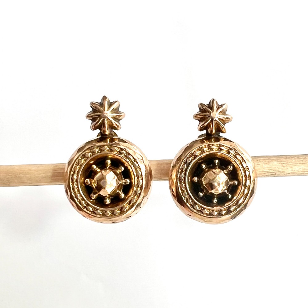 • Victorian Gold-Cased Star Target Ear Clips View III