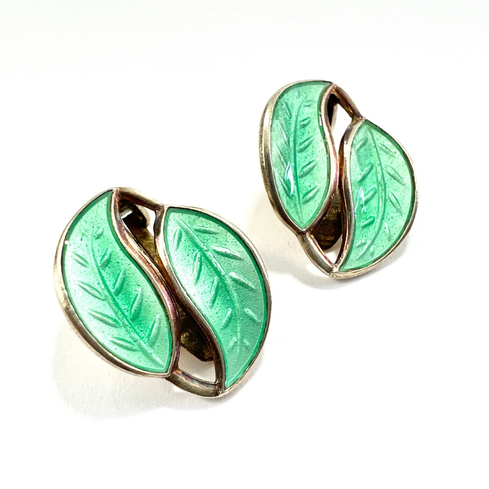 • Vintage David Andersen Green Leaf Enamel Silver Ear Clips
