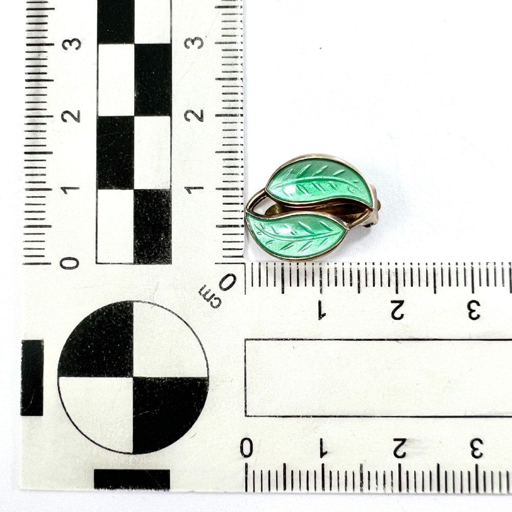 • Vintage David Andersen Green Leaf Enamel Silver Ear Clips View VIII