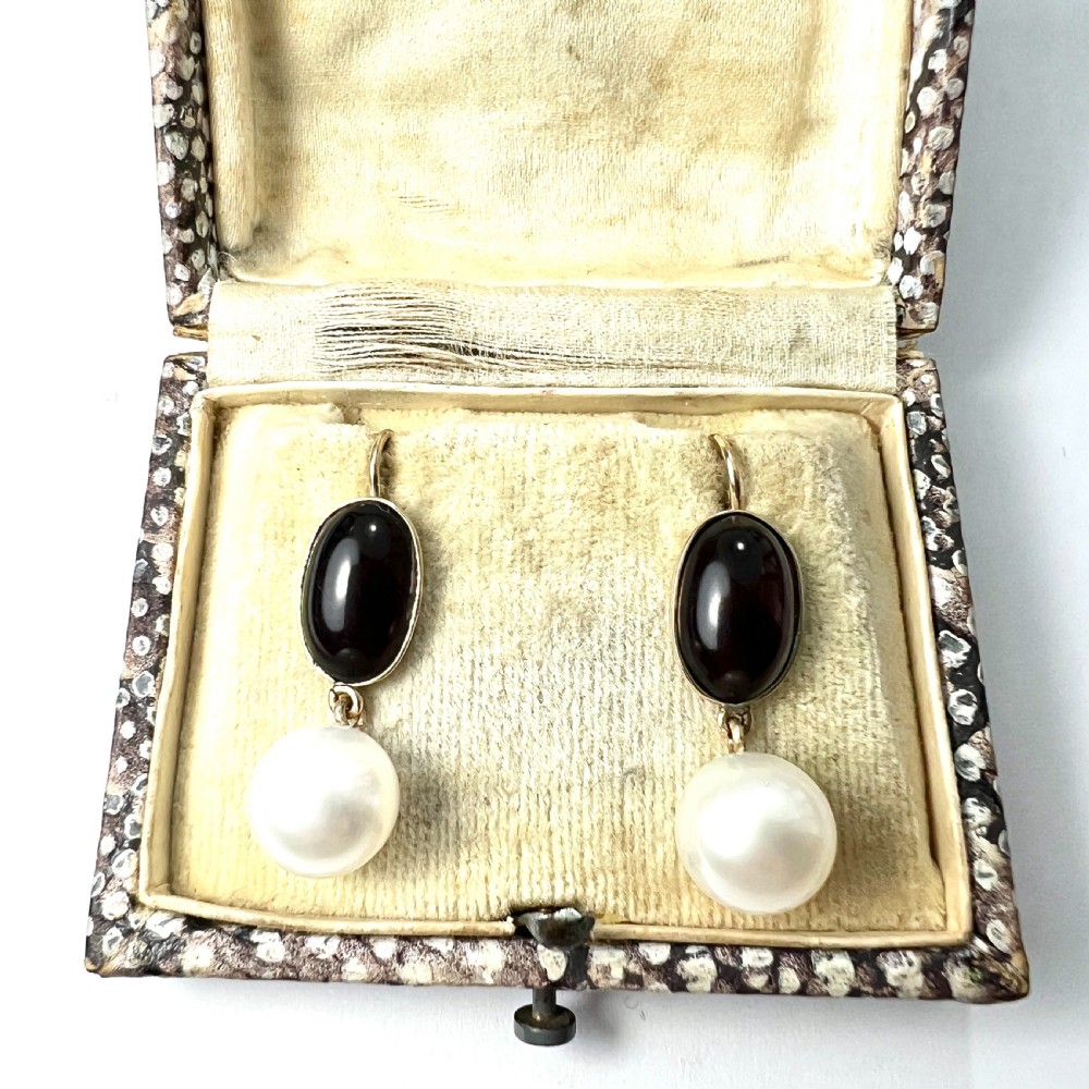 • Victorian Garnet Pearl Drop Earrings in 9CT Gold