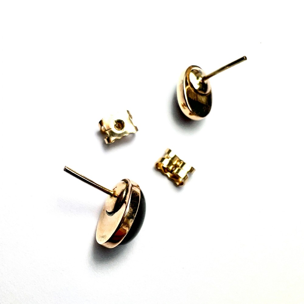 Victorian 9CT Gold Garnet Cabochon Stud Earrings View V