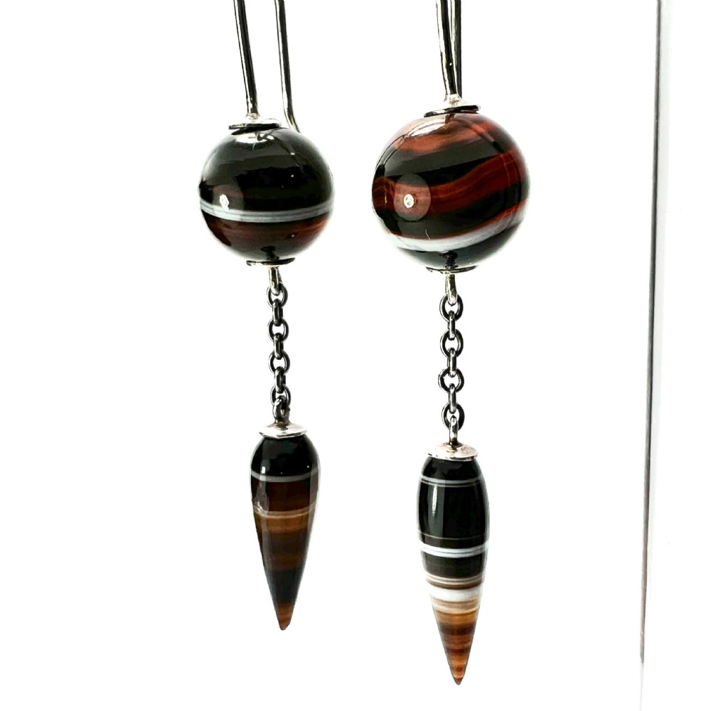 Victorian Scottish Banded Agate Torpedo Drop Silver Earrings