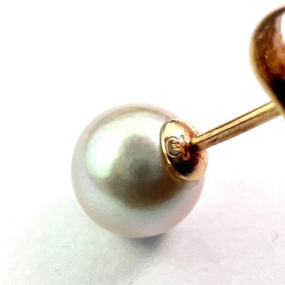 Vintage Mikimoto Cultured Pearl Stud Earrings in 9CT Gold View V