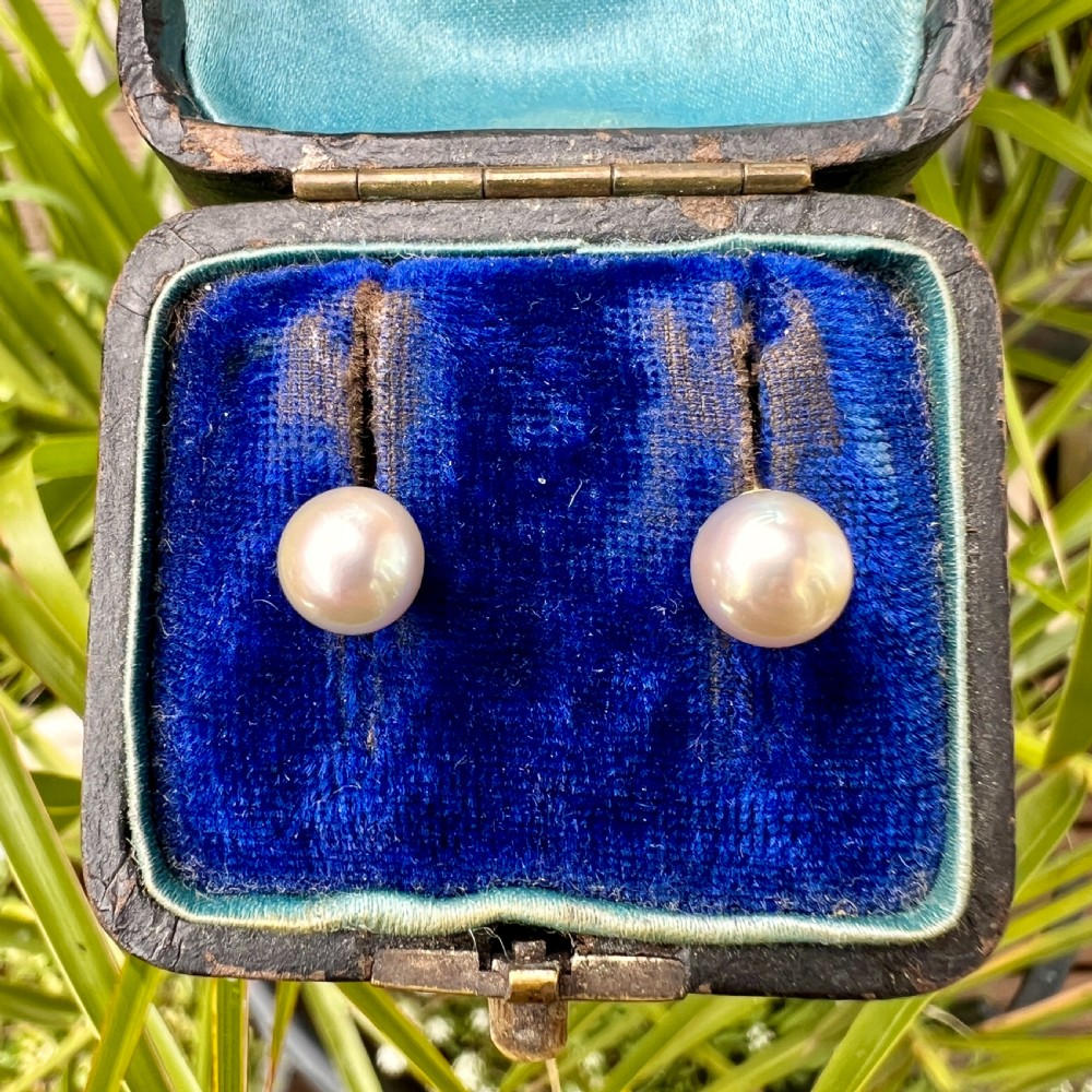 Vintage Mikimoto Cultured Pearl Stud Earrings in 9CT Gold View VIII