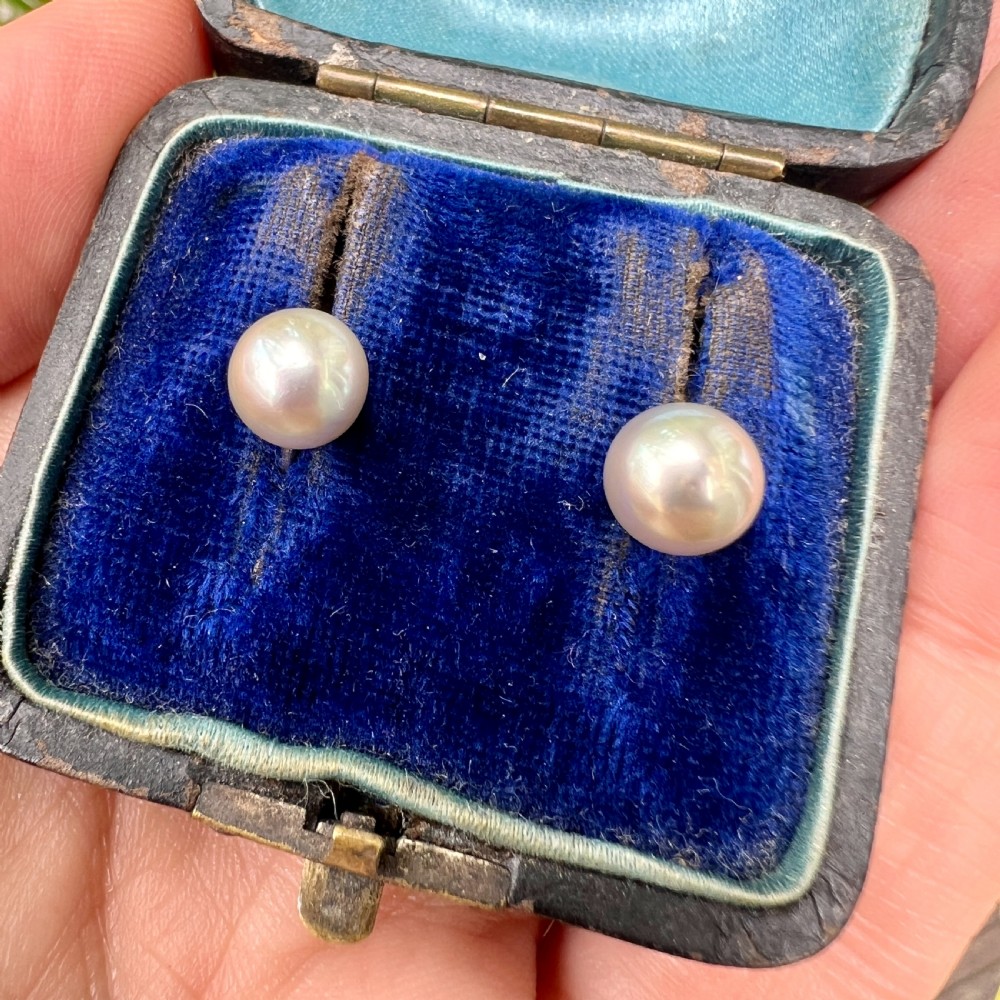 Vintage Mikimoto Cultured Pearl Stud Earrings in 9CT Gold View IX