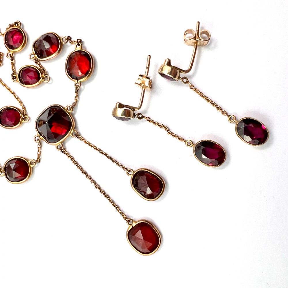 Edwardian Garnet 9CT Gold Earrings and Negligee Necklace View V