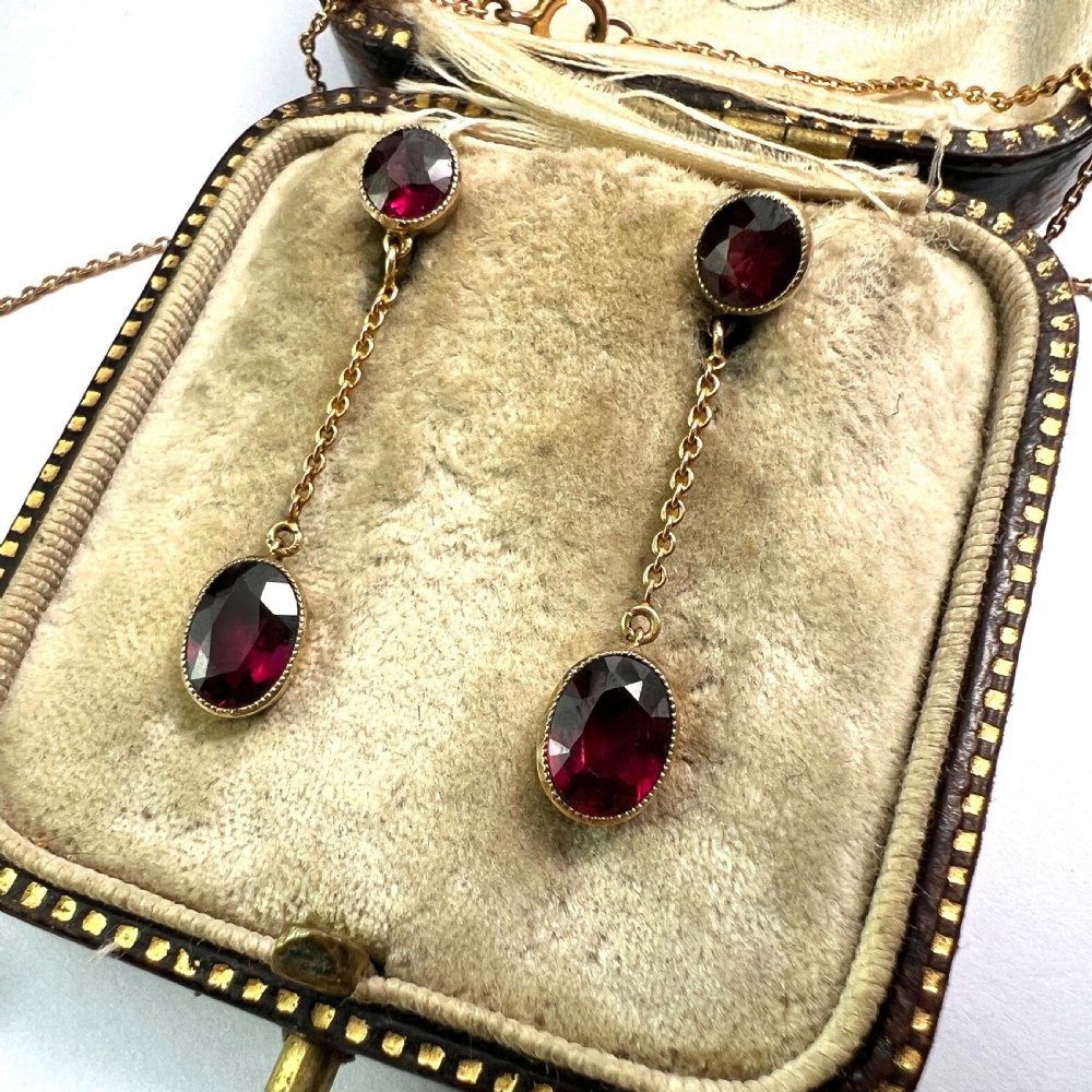 Edwardian Garnet 9CT Gold Earrings and Negligee Necklace View VIII
