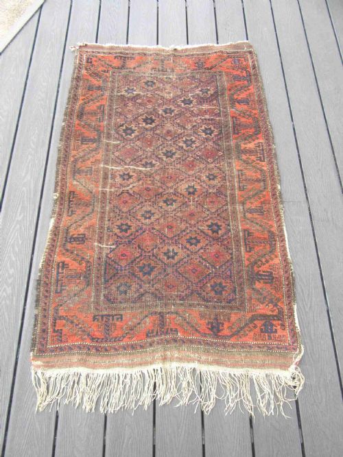fig 1. ANTIQUE COUNTRY HOUSE SHABBY CHIC BALUCH RUG. STAR ROSETTE DESIGN