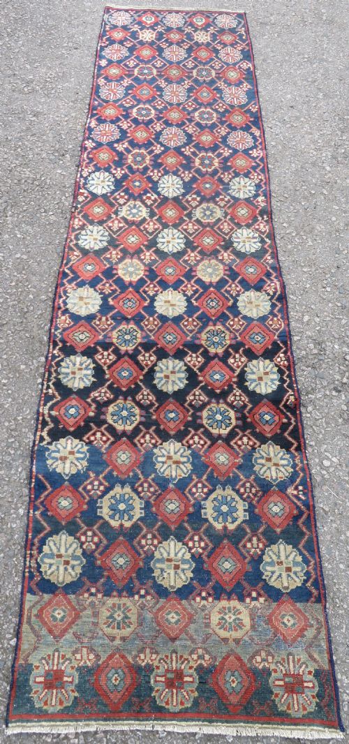 ANTIQUE KURDISH VARAMIN VERAMIN NARROW RUNNER ATTRACTIVE STYLISED MINA KHANA PATTERN ONLY 81CM WIDE - ADDITIONAL PHOTO 1