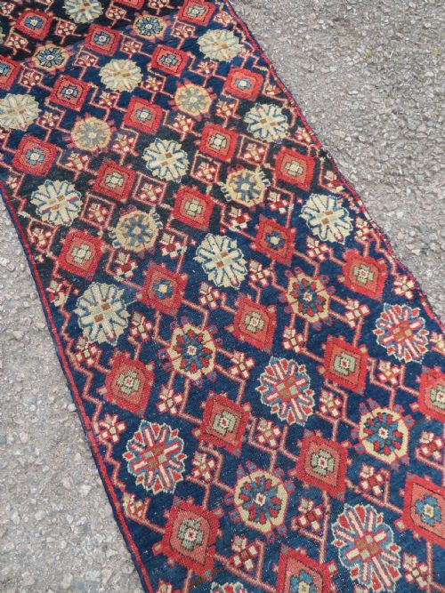ANTIQUE KURDISH VARAMIN VERAMIN NARROW RUNNER ATTRACTIVE STYLISED MINA KHANA PATTERN ONLY 81CM WIDE - ADDITIONAL PHOTO 14