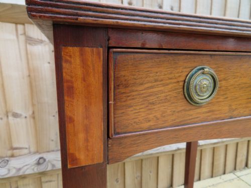 A VERY ELEGANT EARLY 19TH CENTURY MAHOGANY SATINWOOD INLAID SIDE LAMP WRITING TABLE - ADDITIONAL PHOTO 6