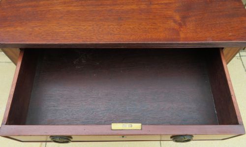 A VERY ELEGANT EARLY 19TH CENTURY MAHOGANY SATINWOOD INLAID SIDE LAMP WRITING TABLE - ADDITIONAL PHOTO 17