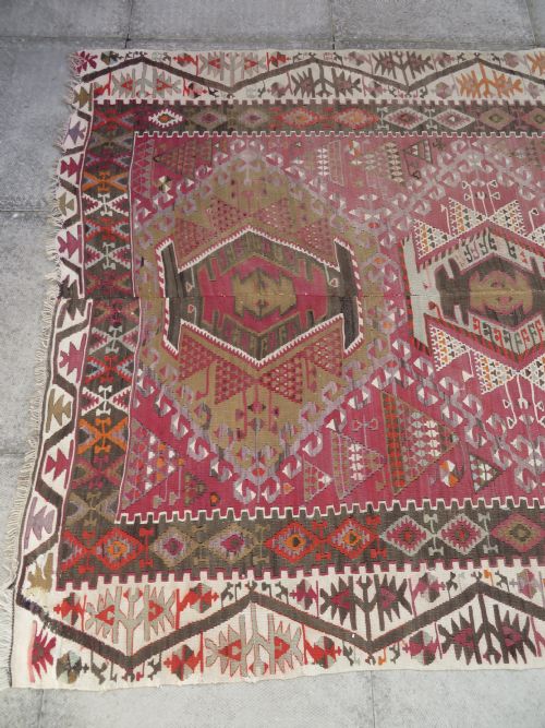 ANTIQUE TURKISH KONYA KILIM LARGE CARPET SIZE KILIM WITH SOFT COLOURS 323CM X 150CM - ADDITIONAL PHOTO 17