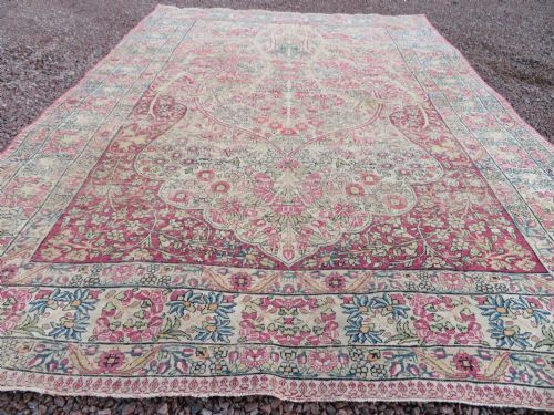 AN ANTIQUE KERMAN KIRMAN MILLEFLEURS PRAYER RUGCIRCA 1880211CM X 148CM - ADDITIONAL PHOTO 6