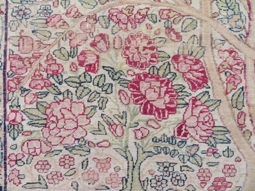 AN ANTIQUE KERMAN KIRMAN MILLEFLEURS PRAYER RUGCIRCA 1880211CM X 148CM - ADDITIONAL PHOTO 14