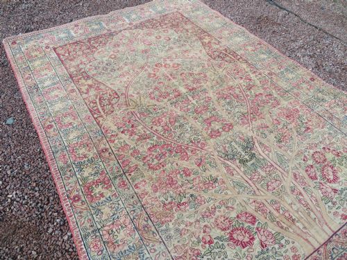AN ANTIQUE KERMAN KIRMAN MILLEFLEURS PRAYER RUGCIRCA 1880211CM X 148CM - ADDITIONAL PHOTO 23
