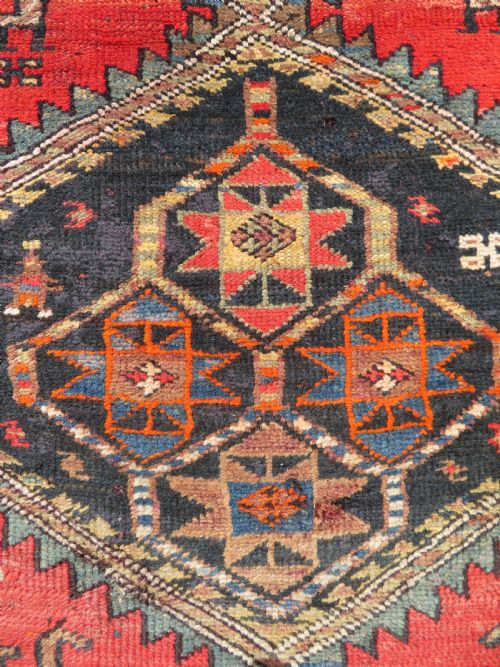 ATTRACTIVE ANTIQUE KURDISH NARROW VILLAGE MADE RUNNER NORTH WEST PERSIA 281CM X 93CM - ADDITIONAL PHOTO 16
