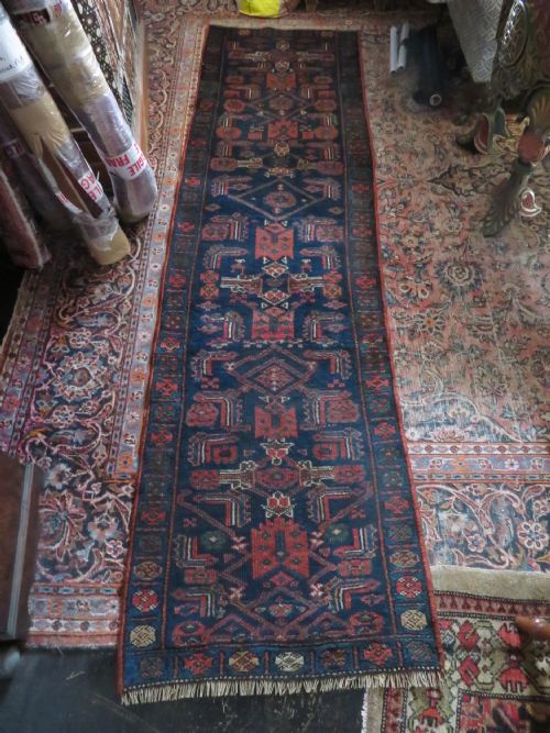 ANTIQUE KURDISH NARROW RUNNER RUG PAIR TRIBESWOMEN FIGURES NORTH WEST PERSIA 275CM X 76CM - ADDITIONAL PHOTO 20