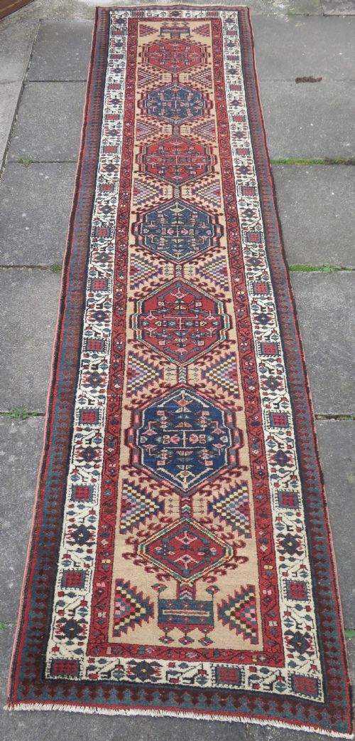 ANTIQUE SARAB NARROW VILLAGE RUNNER NORTH WEST PERSIA 330CM X 84CM - ADDITIONAL PHOTO 1