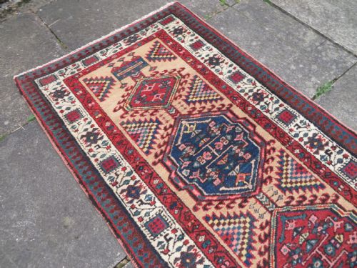 ANTIQUE SARAB NARROW VILLAGE RUNNER NORTH WEST PERSIA 330CM X 84CM - ADDITIONAL PHOTO 11
