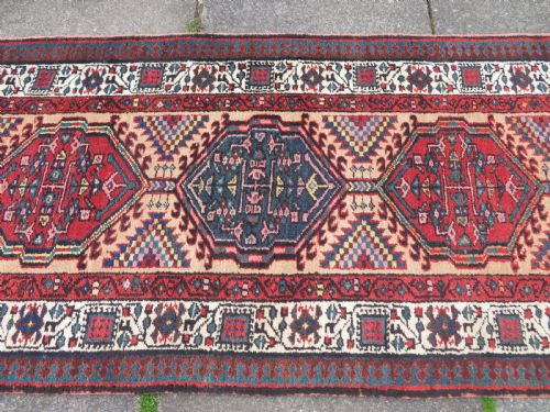 ANTIQUE SARAB NARROW VILLAGE RUNNER NORTH WEST PERSIA 330CM X 84CM - ADDITIONAL PHOTO 12