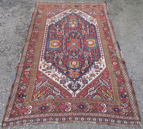 ANOTHER SCARCE DESIGN EARLIER ANTIQUE KHAMSEH RUG CIRCA 1870S 264CM X 160CM - ADDITIONAL PHOTO 23