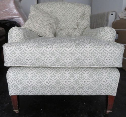 HOWARD AND SONS BRIDGEWATER ARMCHAIR - ADDITIONAL PHOTO 16