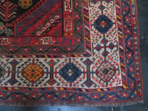 LARGE ANTIQUE QASHQAI MAIN CARPET LARGE RUG SHEKARLU BORDERFILLED WITH TRIBAL MOTIFS PEACOCKS 308CM X 188CM - ADDITIONAL PHOTO 23