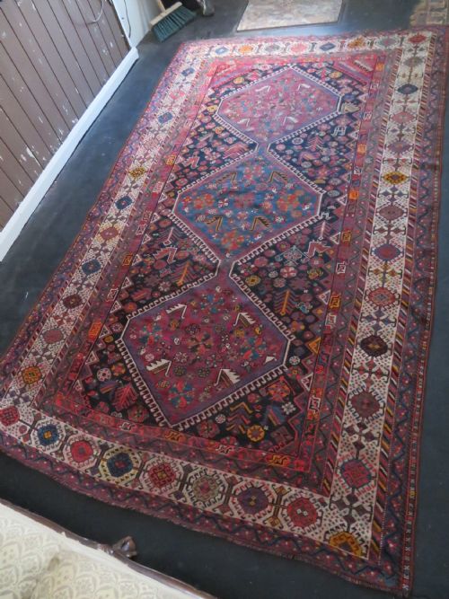LARGE ANTIQUE QASHQAI MAIN CARPET LARGE RUG SHEKARLU BORDERFILLED WITH TRIBAL MOTIFS PEACOCKS 308CM X 188CM - ADDITIONAL PHOTO 3