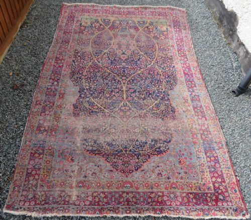 DISTRESSED ANTIQUE KERMAN KIRMAN MILLEFLEURS PRAYER RUG SOUTH PERSIA CIRCA 1860 - ADDITIONAL PHOTO 1