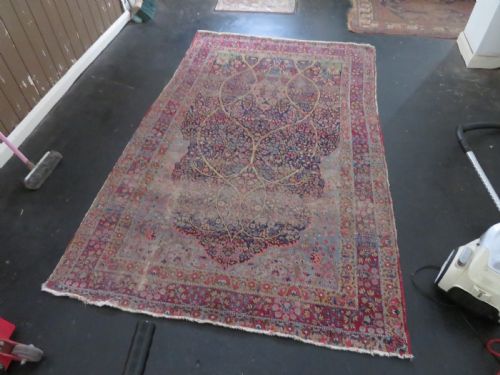 DISTRESSED ANTIQUE KERMAN KIRMAN MILLEFLEURS PRAYER RUG SOUTH PERSIA CIRCA 1860 - ADDITIONAL PHOTO 23