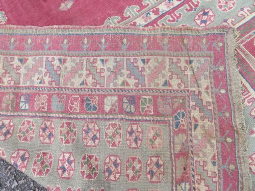 ANTIQUE TURKISH BERGAMA VILLAGE CARPET HOLBEIN DESIGN 305CM X 231CM - ADDITIONAL PHOTO 14