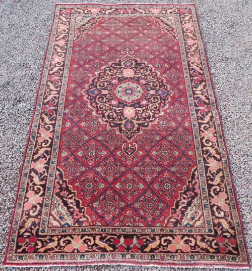 AN UNUSUAL ANTIQUE FEREGHAN SAROUK POMEGRANATE RUG BIRDS POMEGRANATES 216CM X 124CM - ADDITIONAL PHOTO 1