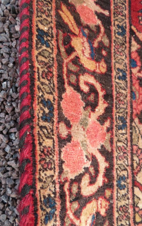 AN UNUSUAL ANTIQUE FEREGHAN SAROUK POMEGRANATE RUG BIRDS POMEGRANATES 216CM X 124CM - ADDITIONAL PHOTO 11