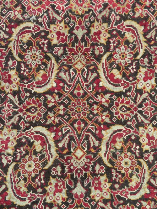 LARGE MUGHAL CARPET FRAGMENT NORTH INDIA 183CM X 168CM - ADDITIONAL PHOTO 14