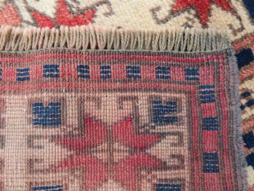 RARE IVORY GROUND OLD TURKISH BERGAMA PRAYER RUG NORTH WEST ANATOLIA 175CM X 102CM - ADDITIONAL PHOTO 10